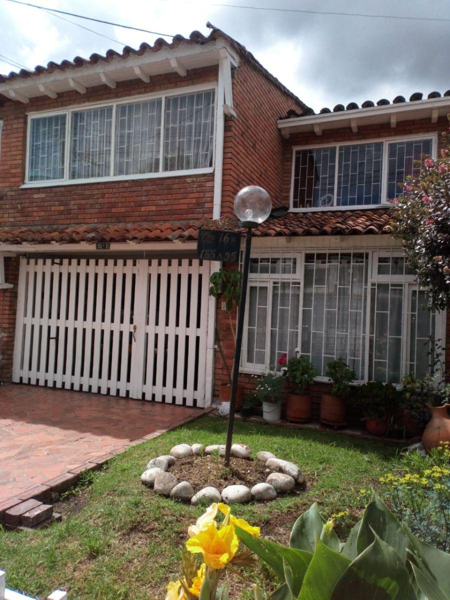 Foto Casa en Venta en Villa Magdala, Usaqu, Bogota D.C - $ 800.000.000 - CAV211110 - BienesOnLine