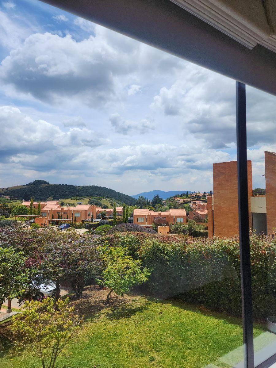 CASA ENCENILLOS DE SINDAMANOY, CASA 5 NIVELES, SALA CON CHIMENEA, COMEDOR, LAVANDERIA, CUARTO DE SER