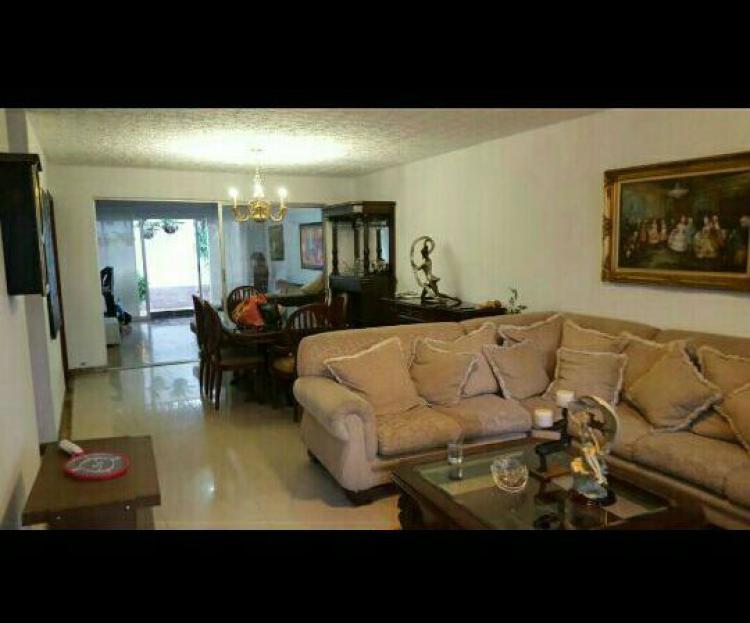 Foto Casa en Venta en limonar, Cali, Valle del Cauca - $ 315.000.000 - CAV116946 - BienesOnLine