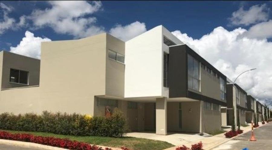 CASA MODERNA NUEVA EN RIONEGRO LLANOGRANDE