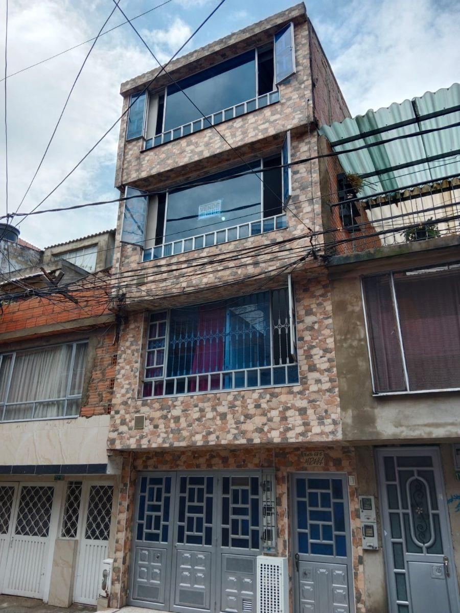 Foto Casa en Venta en Engativá, Bogota D.C - $ 375.000.000 - CAV201335 - BienesOnLine