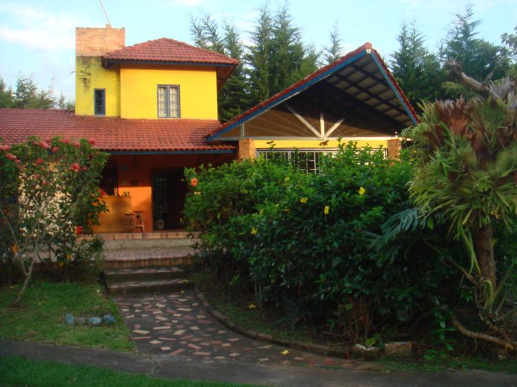 Bella finca en Arbelaez 