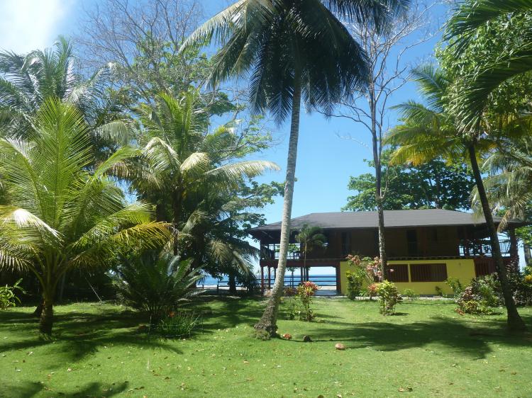 Foto Hotel en Venta en capurgana, Chocó - $ 1.980.000.000 - HOV153615 - BienesOnLine