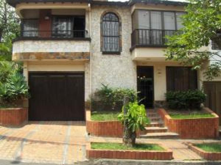 Casa en Venta en Belen Loma de Los Bernal, Medellín, Antioquia - $   - CAV41118 - BienesOnLine