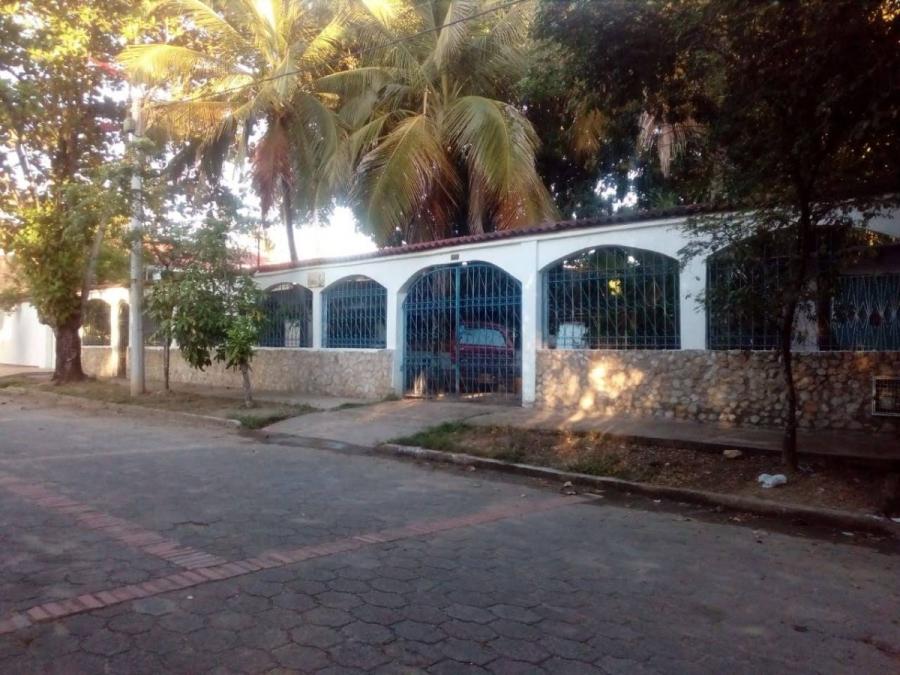 Foto Casa en Venta en RICAURTE CUNDINAMARCA, Girardot, Cundinamarca - $ 595.000.000 - CAV211811 - BienesOnLine