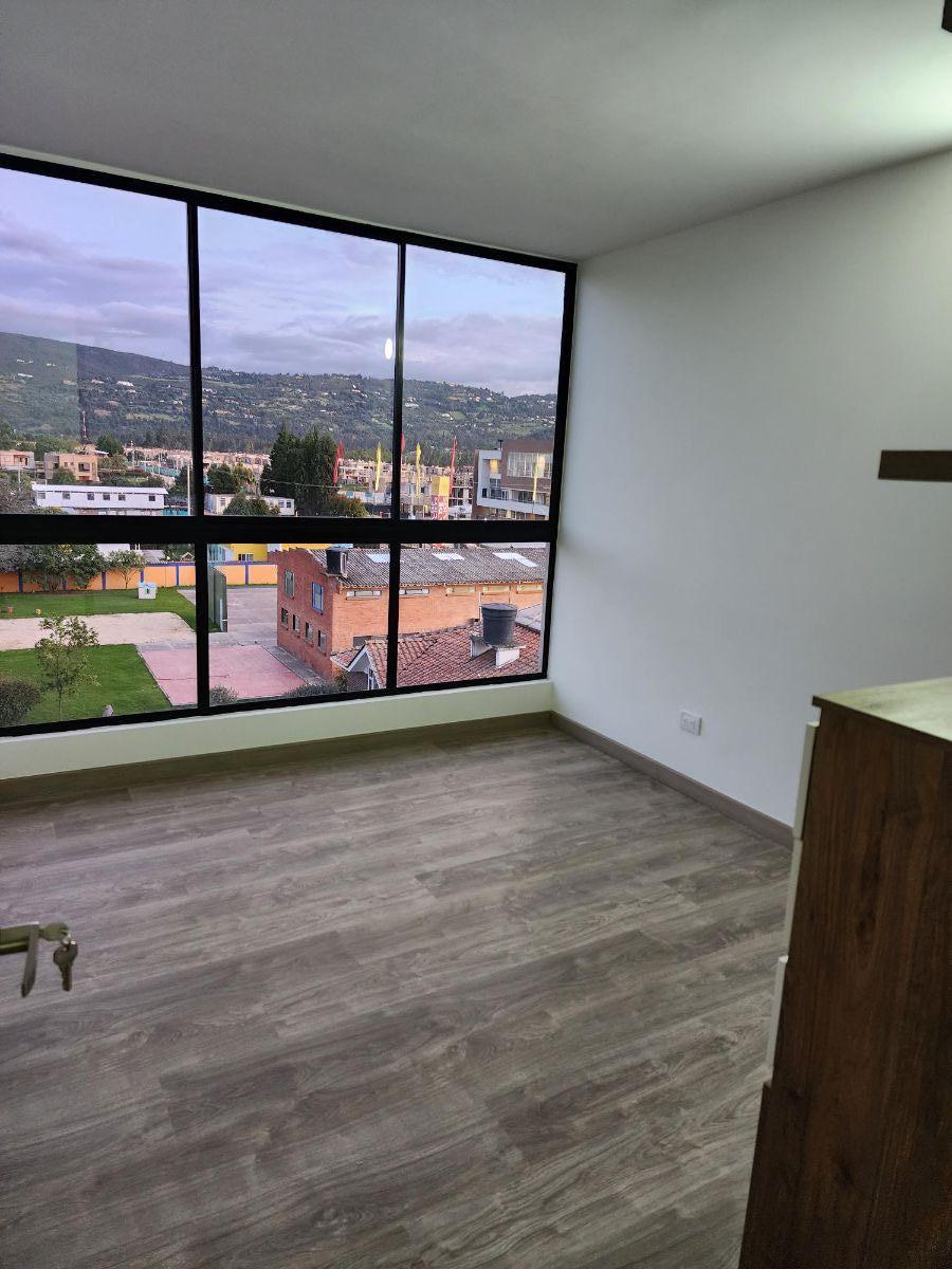 GANGA Vendo apartamento MILLA DE ORO para estrenar, encortinado 76.60 Metros, segundo piso exterior,