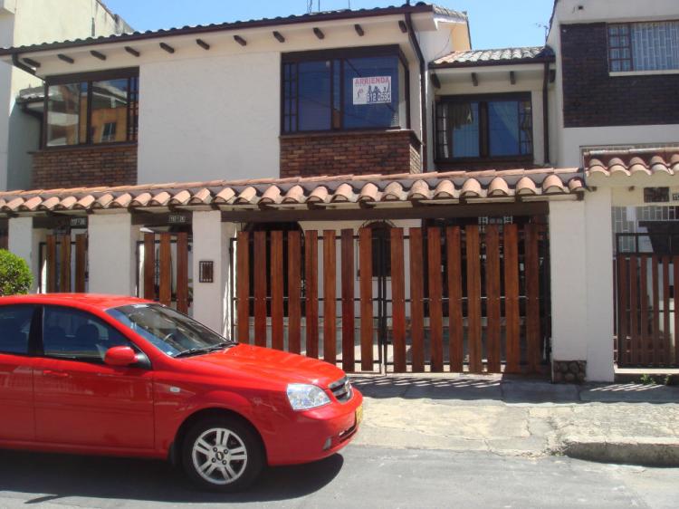 Foto Casa en Venta en Santa Barbara, Santa Bárbara, Bogota D.C - $ 1.200.000.000 - CAV98366 - BienesOnLine