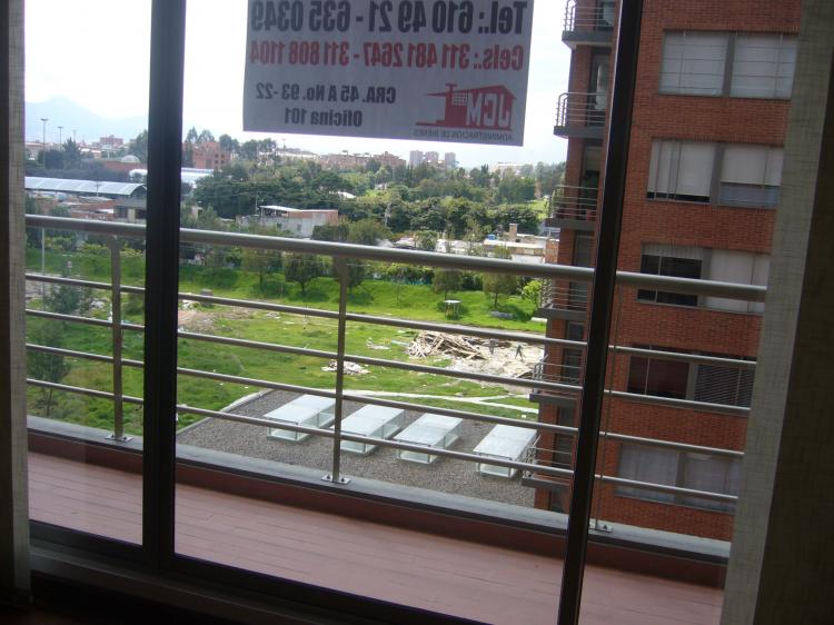 Foto Apartamento en Arriendo en COLINA CAMPESTRE, Suba, Bogota D.C - $ 1.400.000 - APA28234 - BienesOnLine