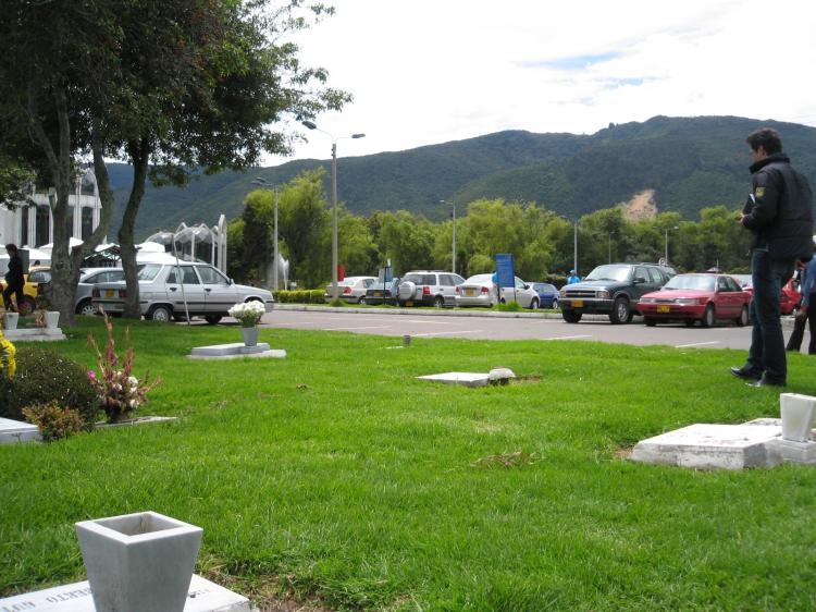 LOTES DOBLES CEMENTERIO JARDINES DEL RECUERDO