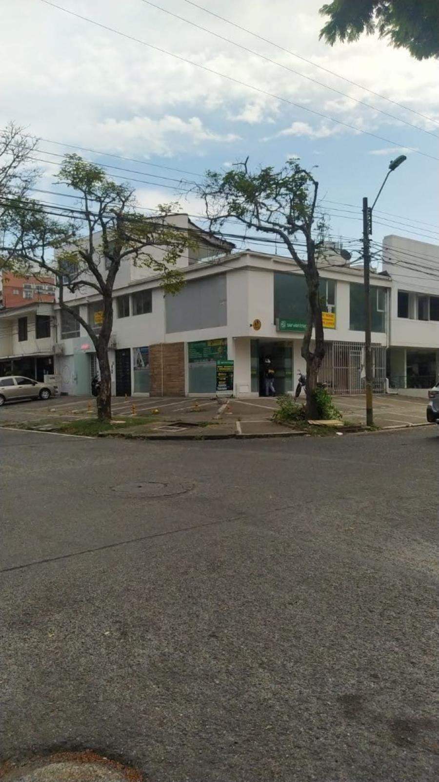 Inmueble Esquinero de USO MIXTO Barrio San Vicente