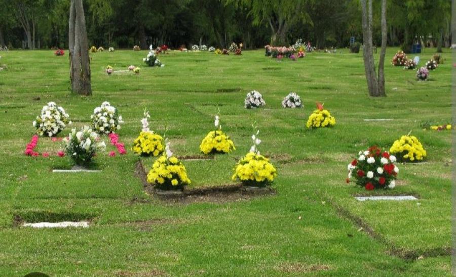 Lote de cementerio 