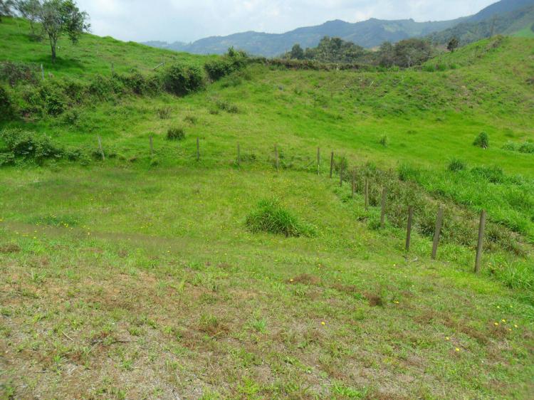 Lote en marinilla, Antioquia 2000 mt2 GANGAZO, NEGOCIABLE