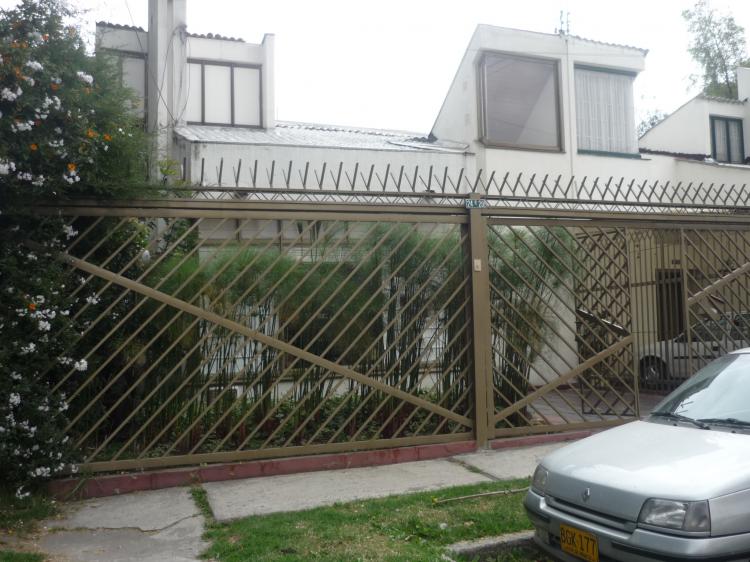 Foto Casa en Venta en Cedritos, Usaquén, Bogota D.C - $ 300.000.000 - CAV4044 - BienesOnLine