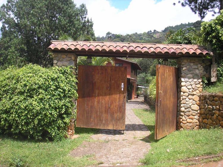 Se vende finca en pichinde zona rural cali