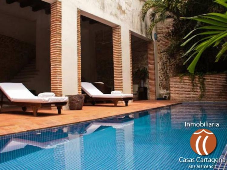 SE ALQUILA CASA EN CARTAGENA CON 5 HABITACIONES PARA EVENTOS