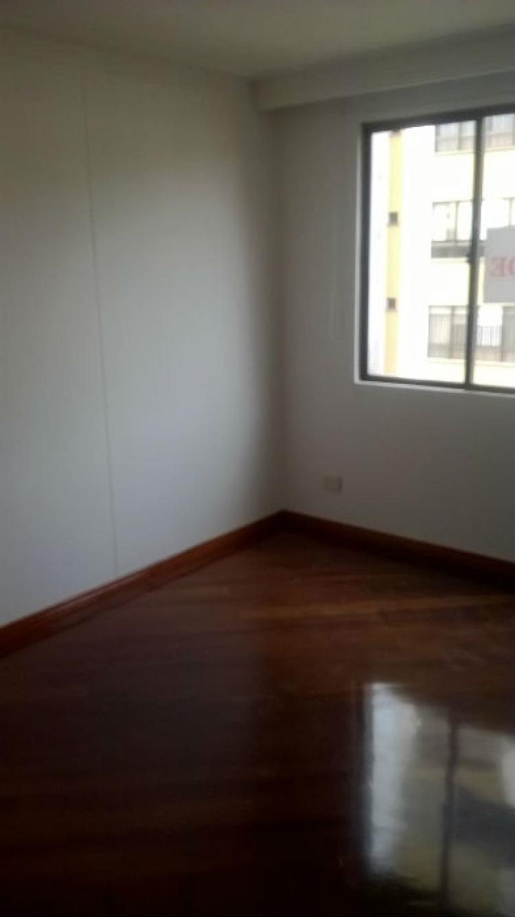 Foto Apartamento en Venta en Pereira, Risaralda - $ 450.000.000 - APV103226 - BienesOnLine