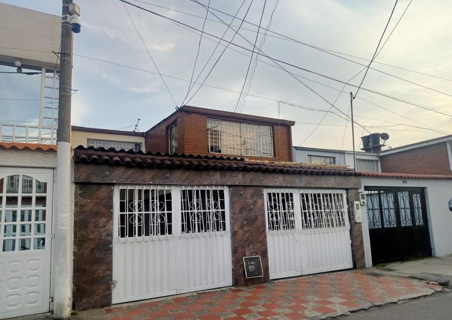 Foto Casa en Venta en AMERICAS, AMERICAS, Bogota D.C - $ 630.000.000 - CAV211006 - BienesOnLine