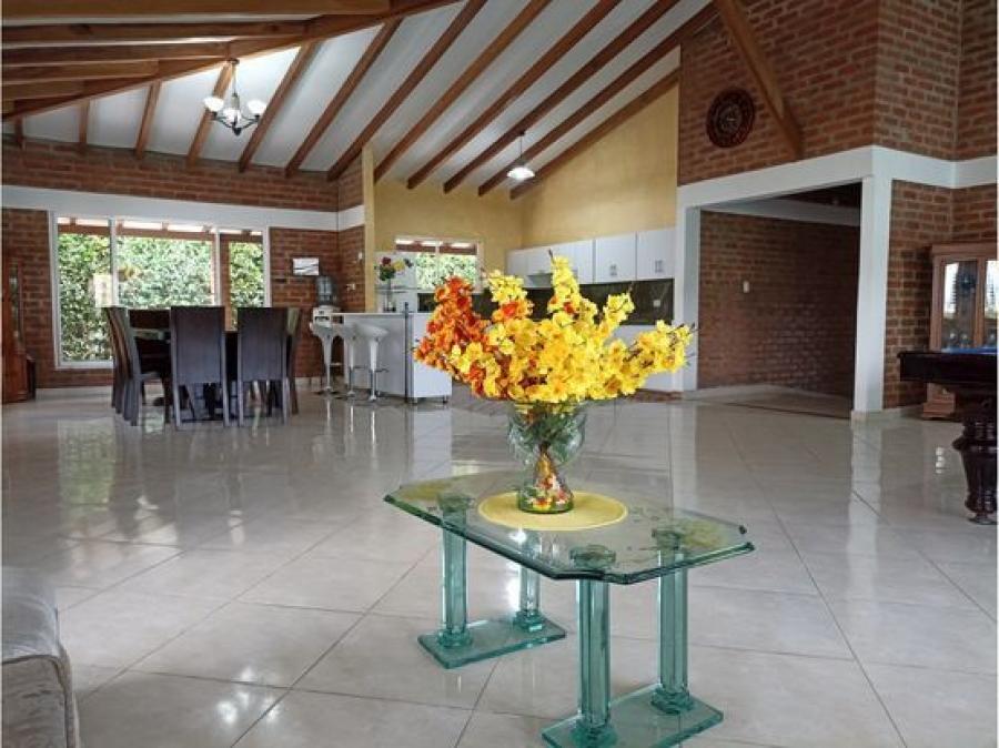 Foto Casa en Venta en Tuluá, Valle del Cauca - $ 900.000.000 - CAV211923 - BienesOnLine