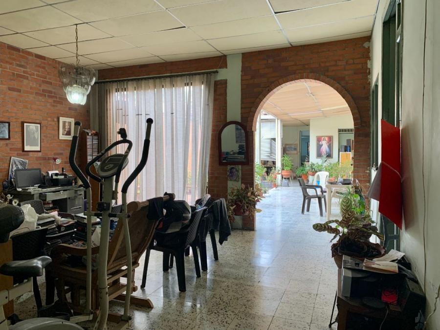 Se vende casa multifamiliar en el Centro, Tuluá