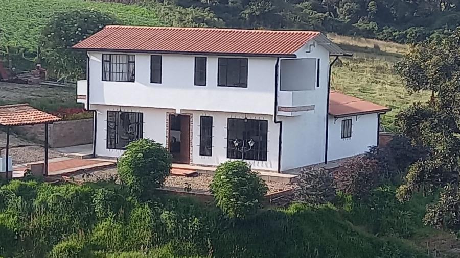 Foto Finca en Venta en CHOCONTÁ (CUNDINAMARCA), Cundinamarca - $ 385.000.000 - FIV204822 - BienesOnLine