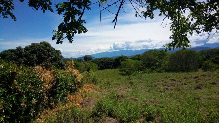 Se vende lote muy bien ubicado, para casa campestre