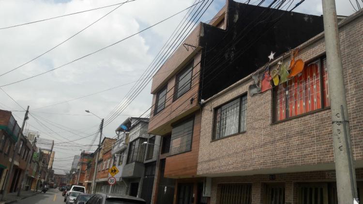 Foto Bodega en Venta en Engativá, Bogota D.C - $ 950.000.000 - BOV133341 - BienesOnLine