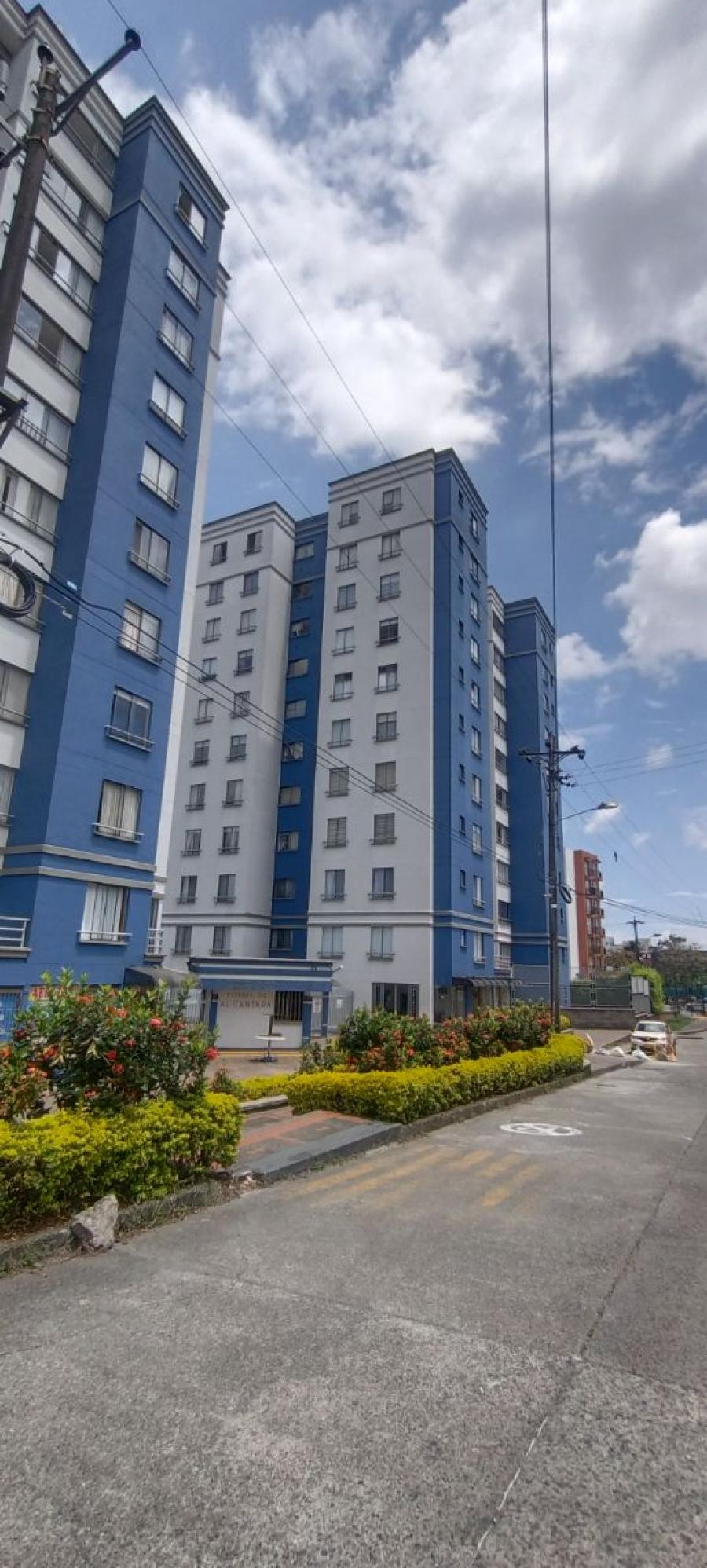 Vendo apartamento conjunto torres de alcantara pereria