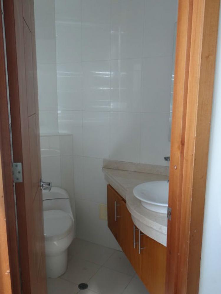 VENDO APARTAMENTO PARA VIVIR EN CARTAGENA  EN EL EDIFICIO PLATINO 