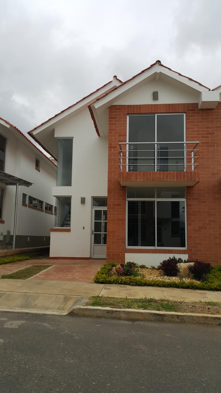 Foto Casa en Venta en Quintas del Pedregal, Fusagasugá, Cundinamarca - $ 380.000.000 - CAV150730 - BienesOnLine