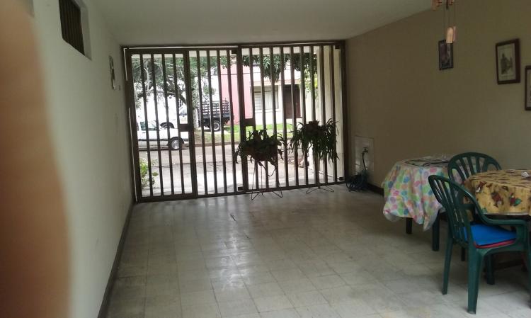 Foto Casa en Venta en La Flora, Cali, Valle del Cauca - $ 340.000.000 - CAV149321 - BienesOnLine