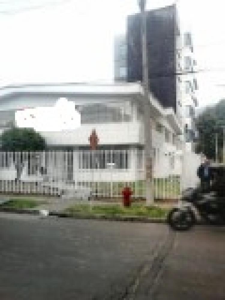 vendo casa esquinera 477 m2 chico empresarial uso 8 pisos 