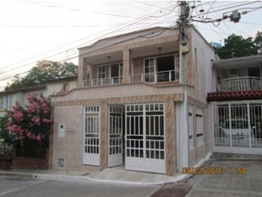 Foto Casa en Venta en Los Andes, Floridablanca, Santander - $ 385.000.000 - CAV190312 - BienesOnLine