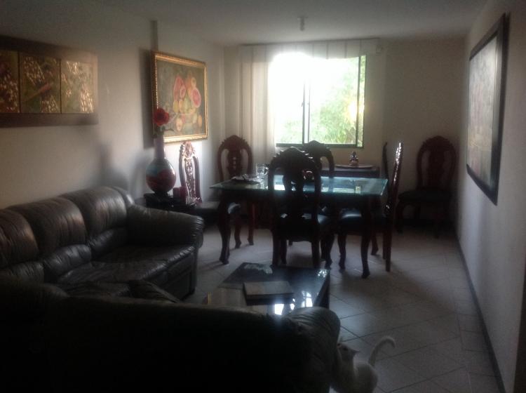 Vendo hermoso apartamento confortable en la ciudad de Barranquilla, amplio, localizado en el Norte. 