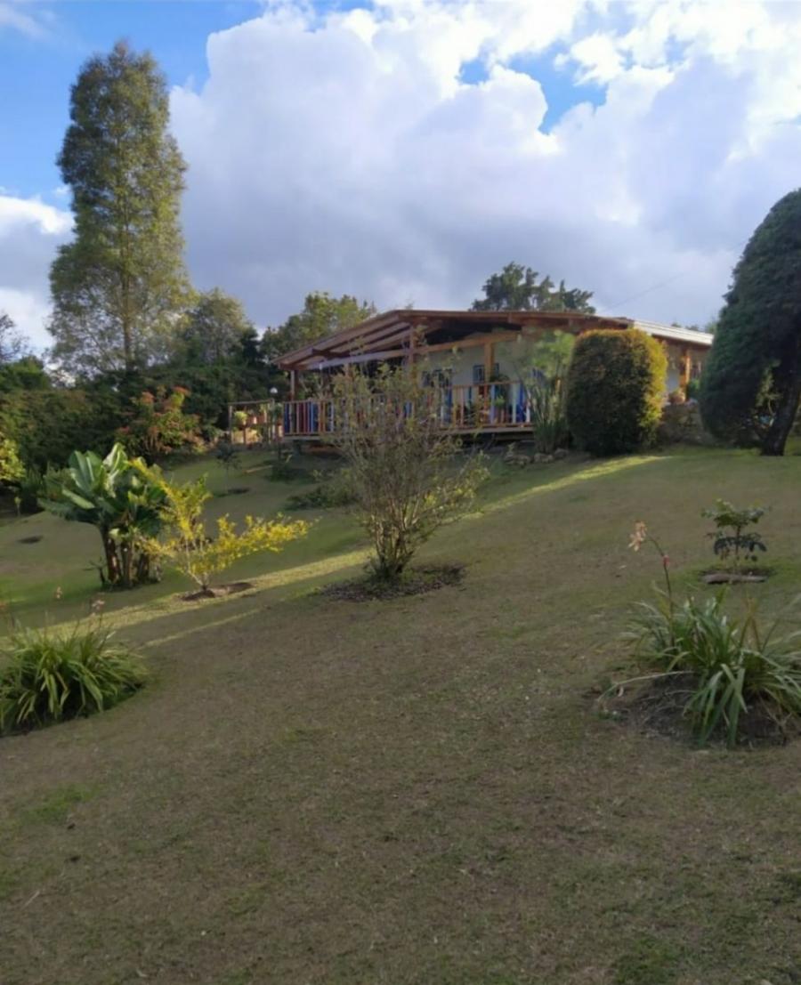 Vendo linda y acogedora finca guarne