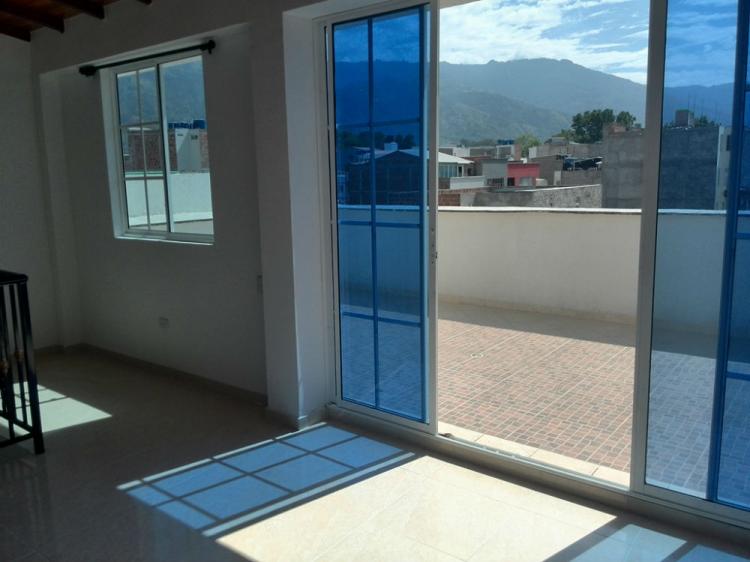 VENDO O PERMUTO PENTHOUSE DUPLEX EN PIEDECUESTA 3 ALCOBAS 104 MTS2, COCINA INTEGRAL