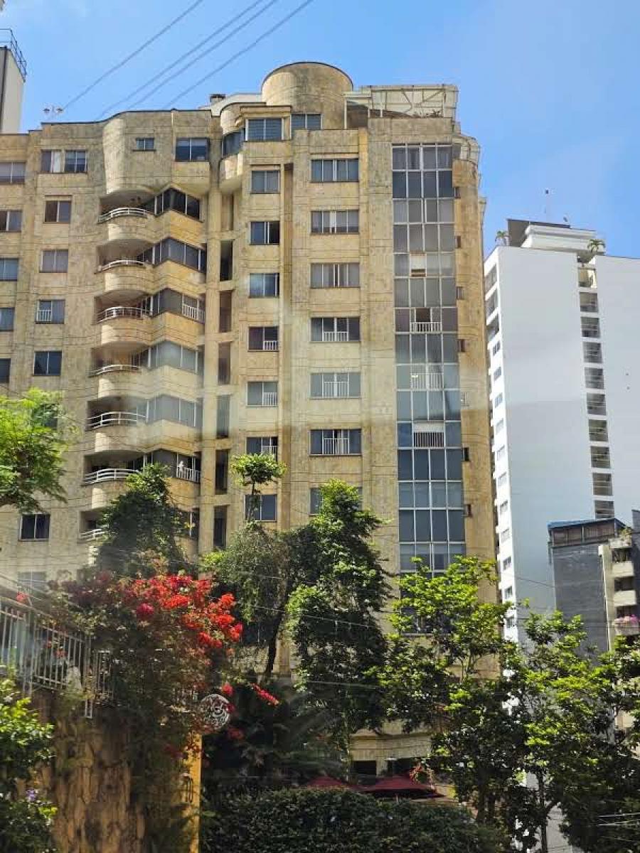 Foto Apartamento en Venta en Cabecera, Bucaramanga, Santander - $ 750.000.000 - APV211564 - BienesOnLine