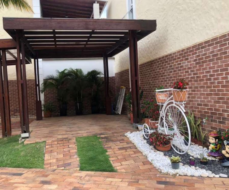 Foto Casa en Venta en Anillo Vial, Floridablanca, Santander - $ 1.200.000.000 - CAV211158 - BienesOnLine