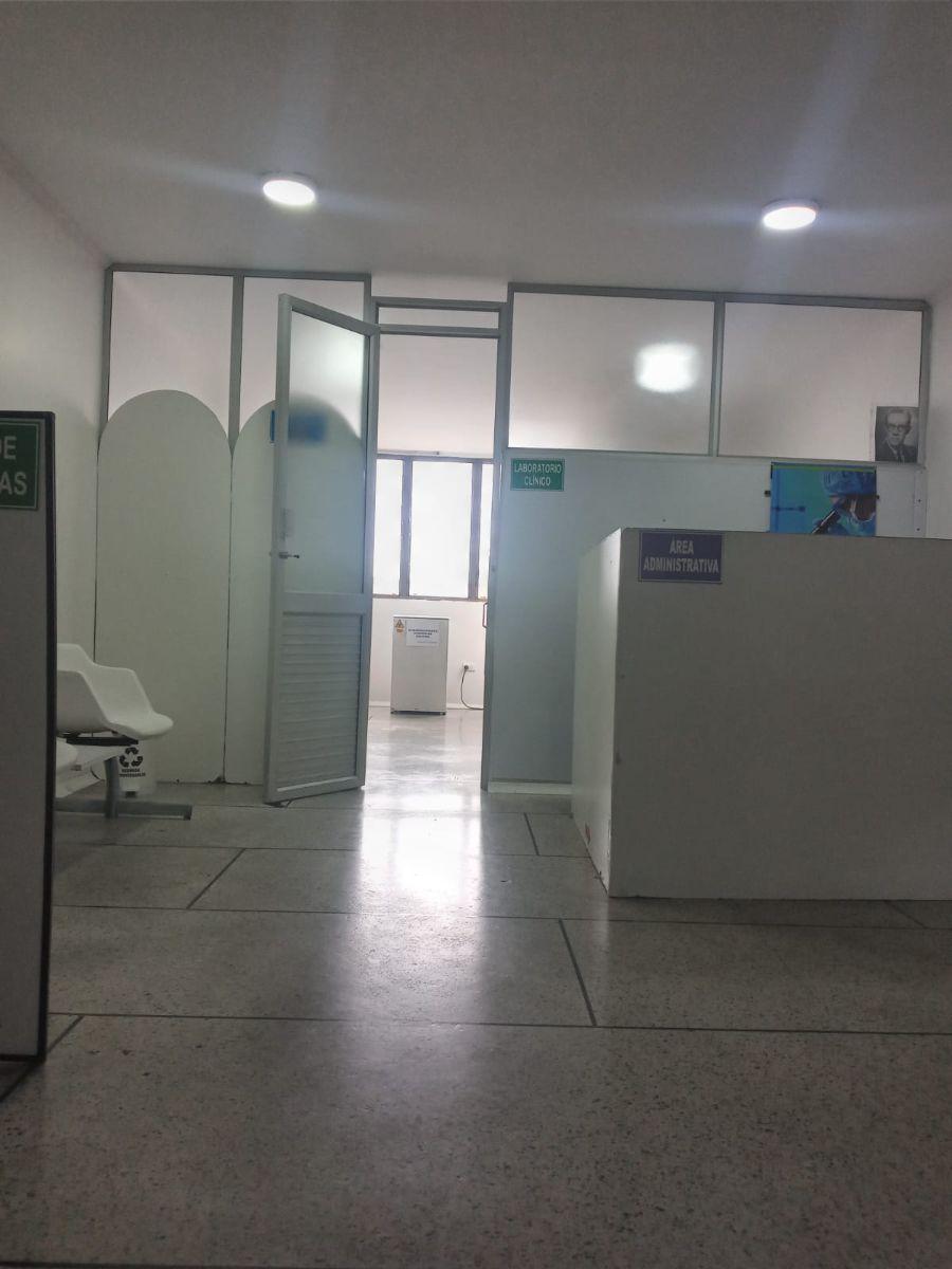 Foto Oficina en Venta en Edificio los rosales, Manizales, Caldas - $ 160.000.000 - OFV210107 - BienesOnLine