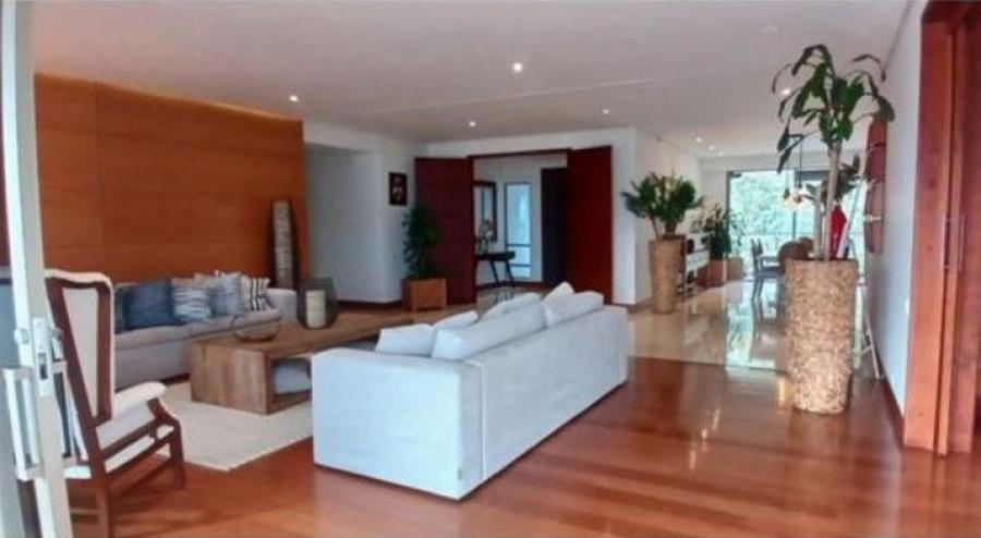 Venta de Apartamento en El Poblado, La Calera