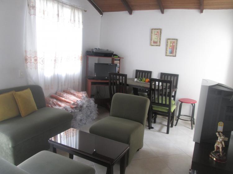 Foto Casa en Venta en Manrique Central, Medellín, Antioquia - $ 130.000.000 - CAV152691 - BienesOnLine