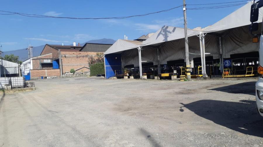 Venta de LOTE INDUSTRIAL, en Itagui- Medellin