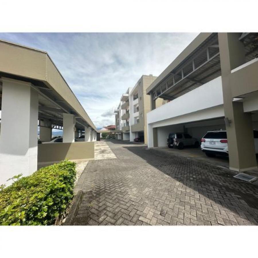 Foto Apartamento en Alquiler en Condominio Terrazas Infinitas, Escazú, San José - U$D 1.500 - APA109289 - BienesOnLine