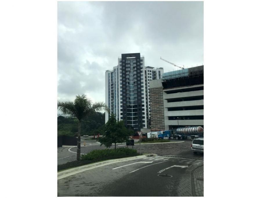 Venta de apartamento en Torre Núcleo Sabana, San José US$175,000 #JM38