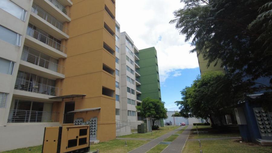 Venta de Apartamento en Hatillo, San José. RAH 25-1126