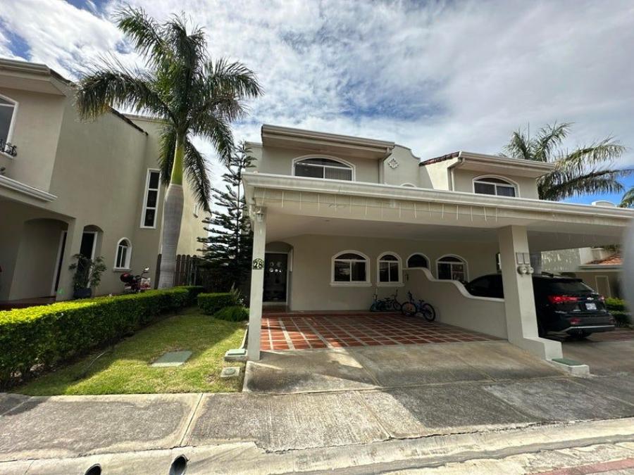 Foto Casa en Alquiler en Escazú, San José - U$D 2.500 - CAA109866 - BienesOnLine