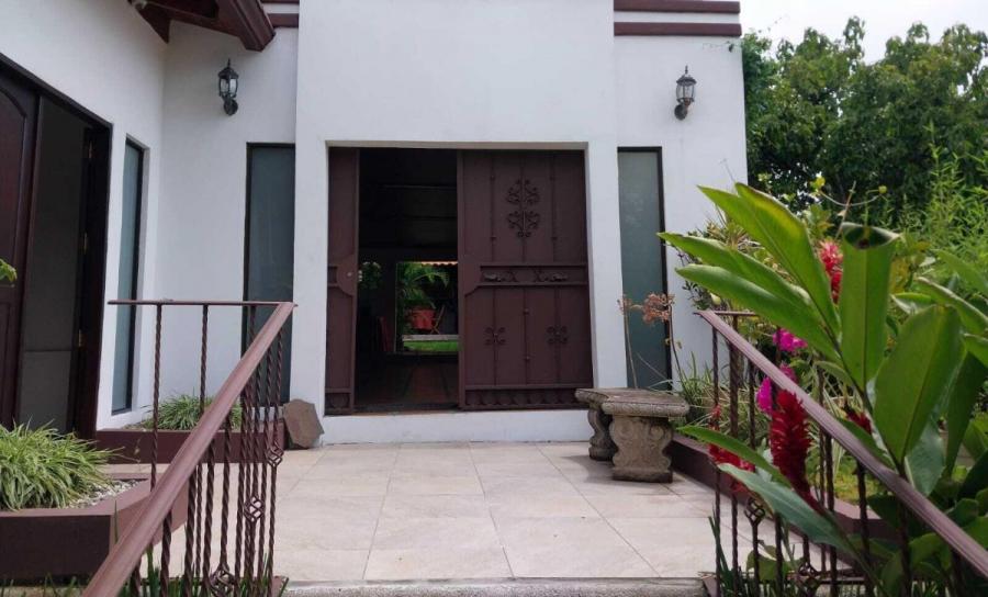 Foto Casa en Venta en San Rafael, Escaz, San Jos - U$D 560.000 - CAV100919 - BienesOnLine