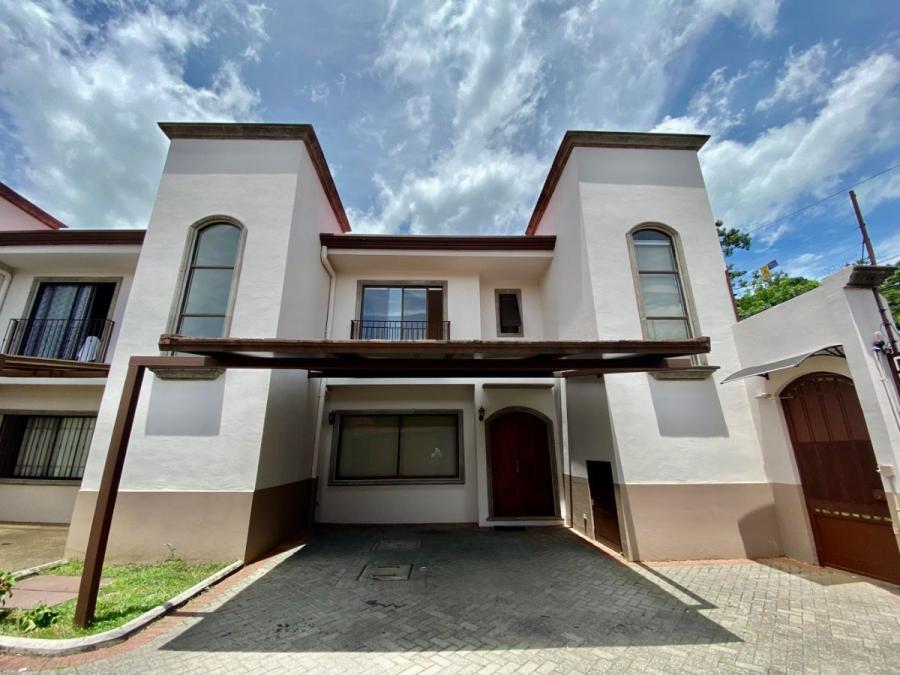 Foto Casa en Venta en Santa Ana, San Jos - U$D 185.000 - CAV102613 - BienesOnLine