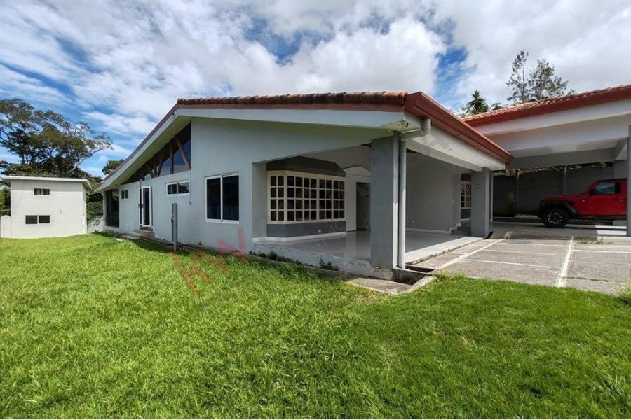 Foto Casa en Venta en San Rafael, Heredia - U$D 650.000 - CAV106711 - BienesOnLine