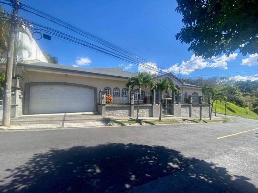 Venta de Casa en Pavas, San José. RAH 25-562