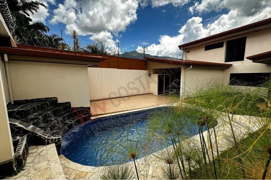 Foto Casa en Venta en La Unión, Cartago - U$D 380.000 - CAV108685 - BienesOnLine